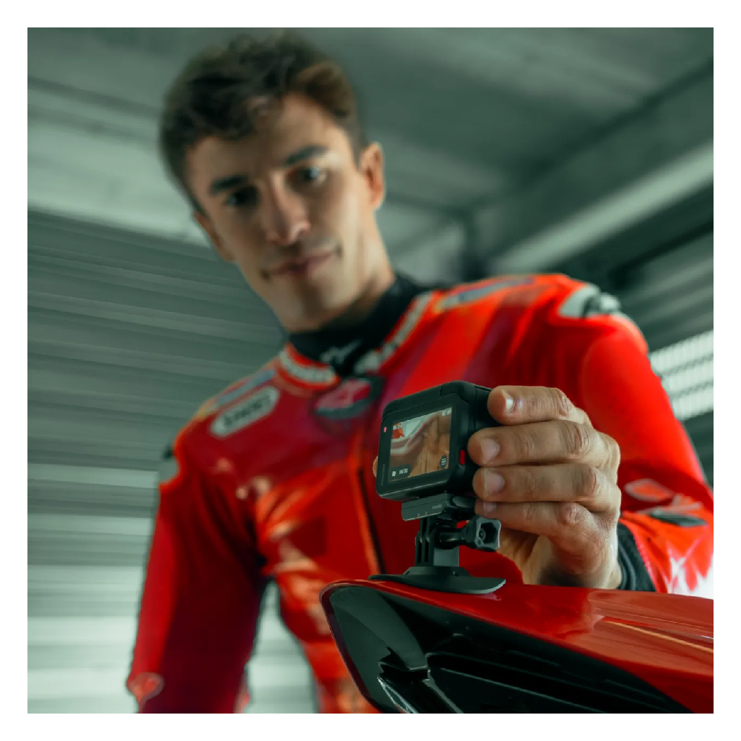 Insta360 Ace Pro 2 Marc Márquez Edition MM93 Motorcycle Bundle Midnight Black CINSBBGA_ACEPRO272 - Image 9