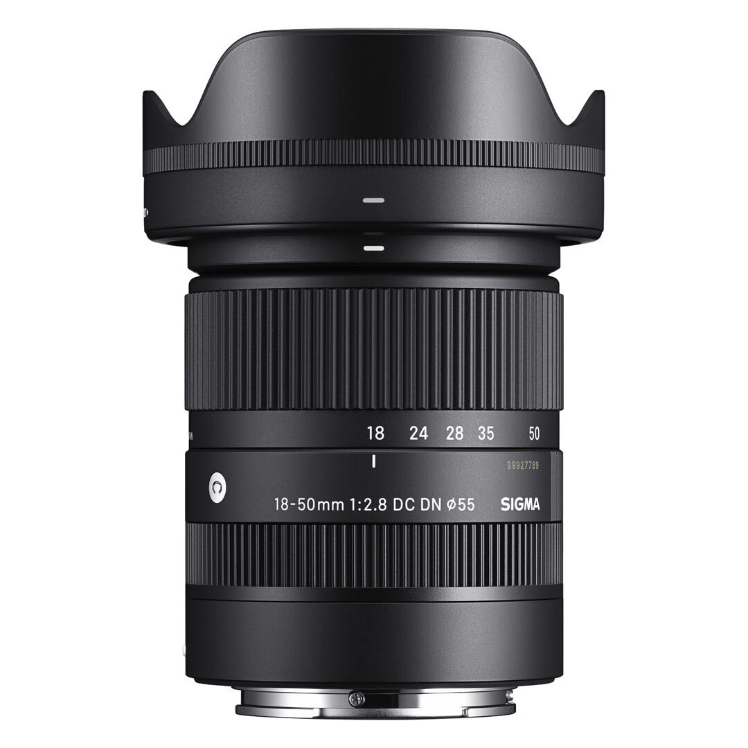 Sigma Sony 18-50mm f/2.8 DC DN Contemporary