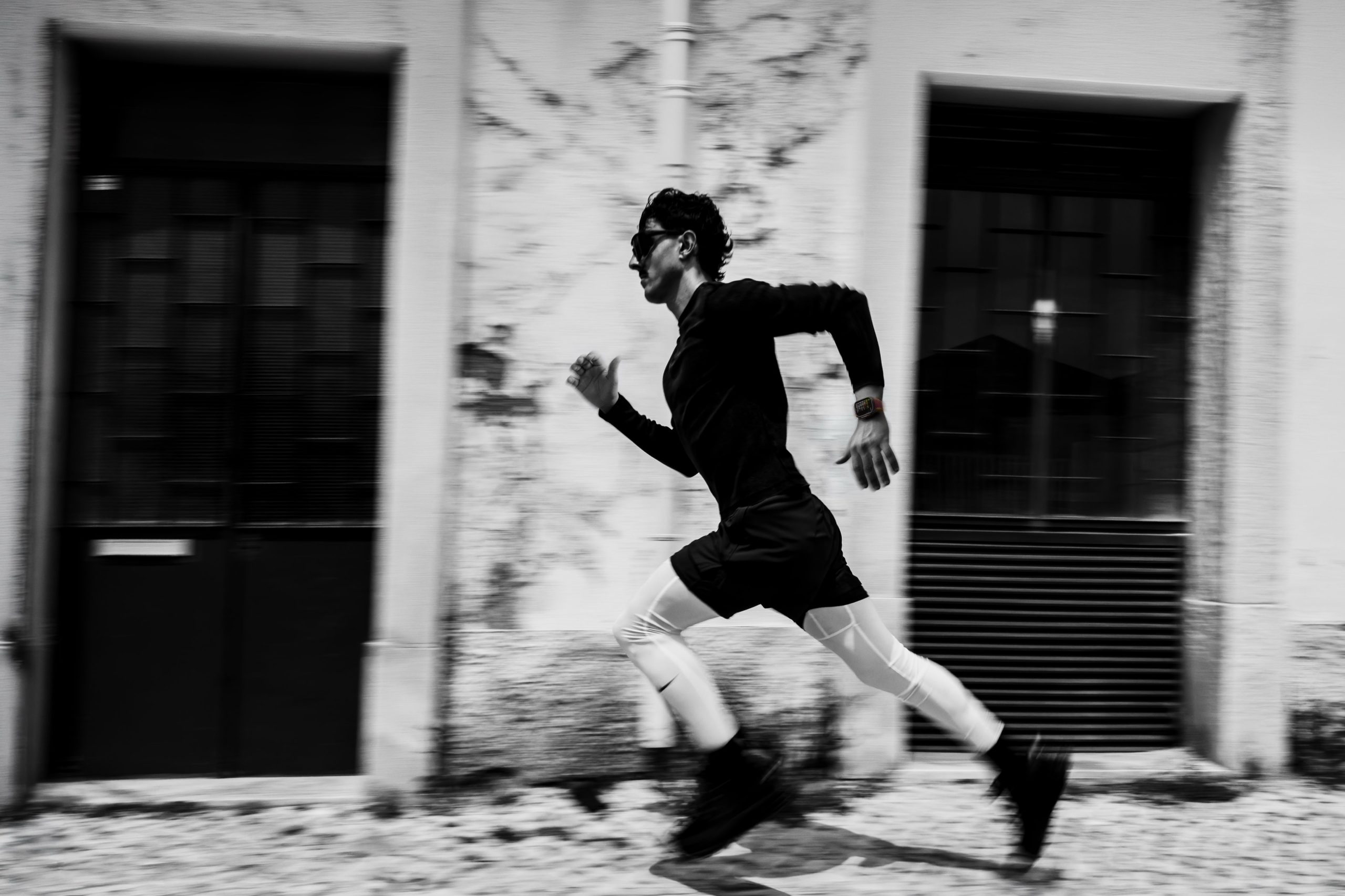 Corriendo al aire libre con el Apple Watch Ultra 4
